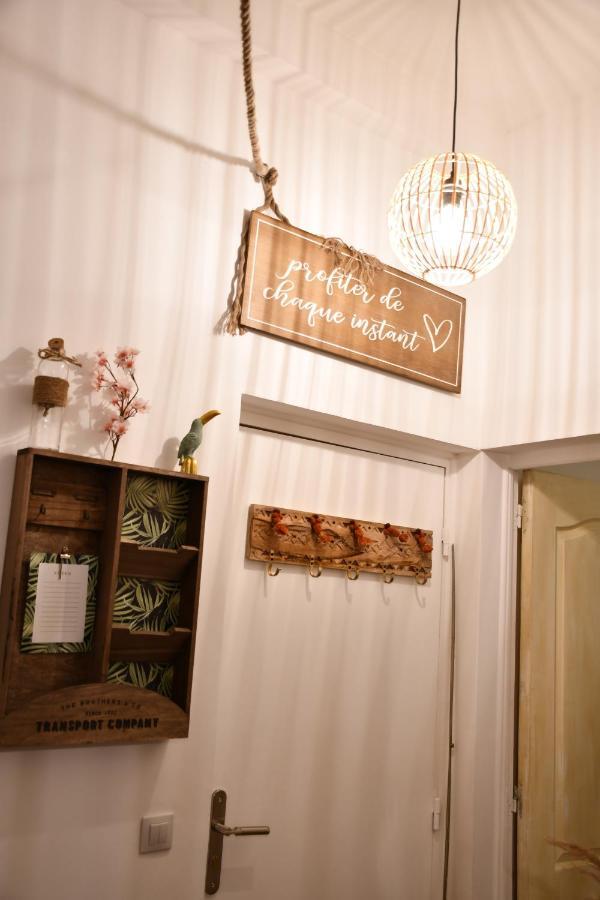 Le Cabanon H24,cosy,port,plage,wifi,netflix * La Seyne-sur-Mer
